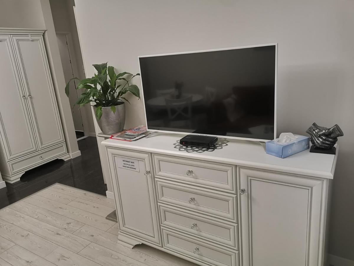 Wm Centrum Glamour Z Parkingiem Białystok Exteriör bild
